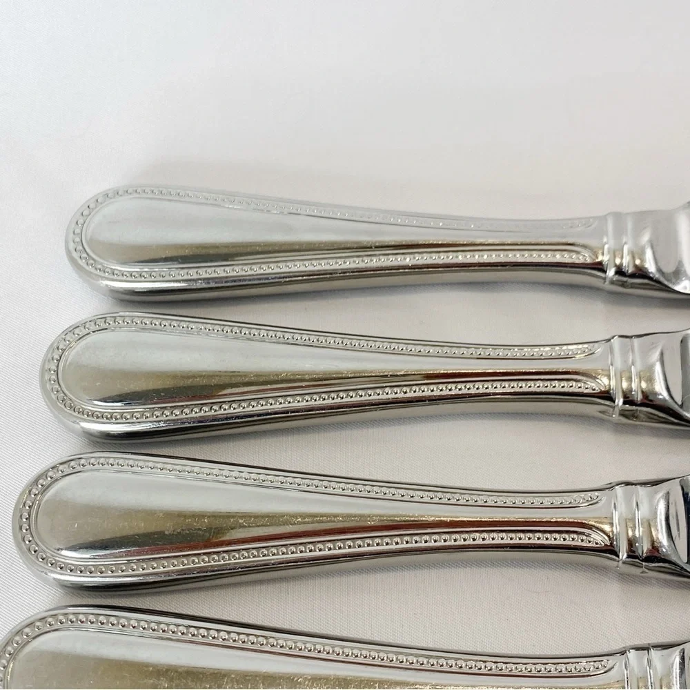 Roberts & Belk Lot of 6 Dinner Knives Continental Bead Discontinued Grp A